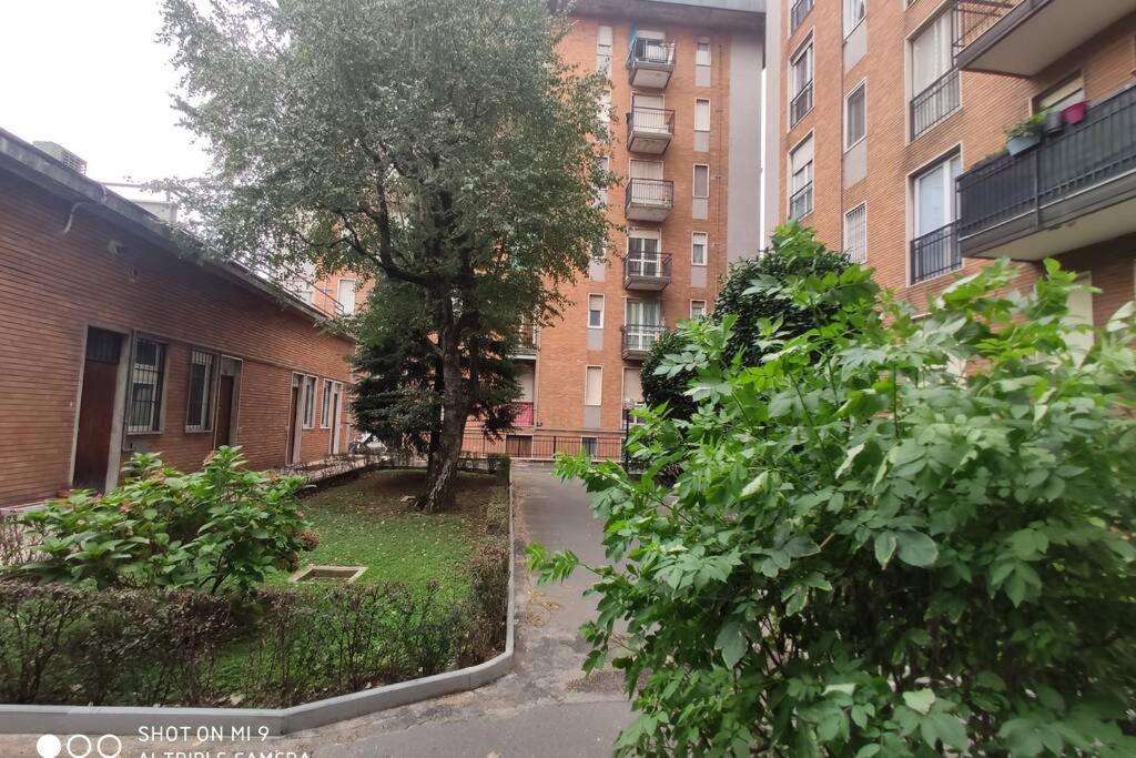Luxory House Love Milan Extérieur photo