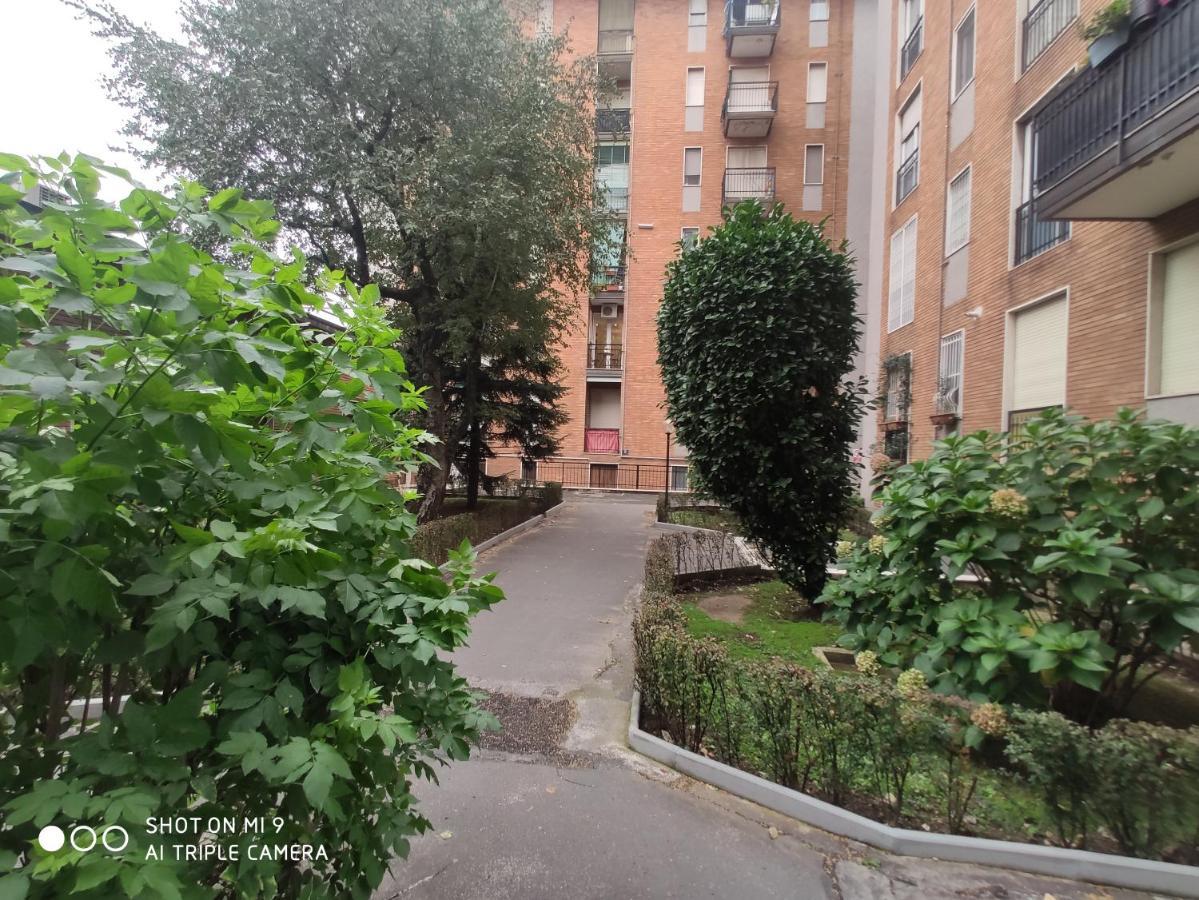 Luxory House Love Milan Extérieur photo